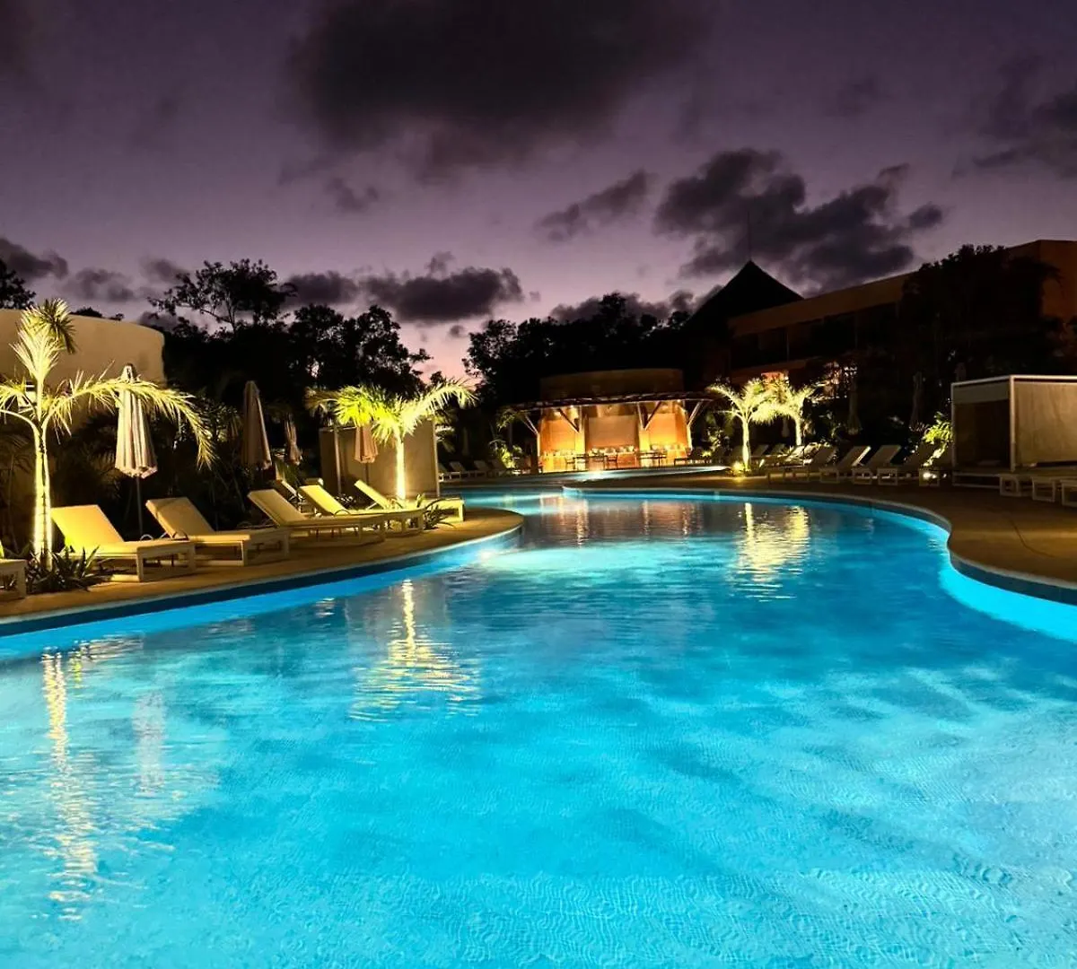*****  Hotel Mundo Maya Tulum Mexico